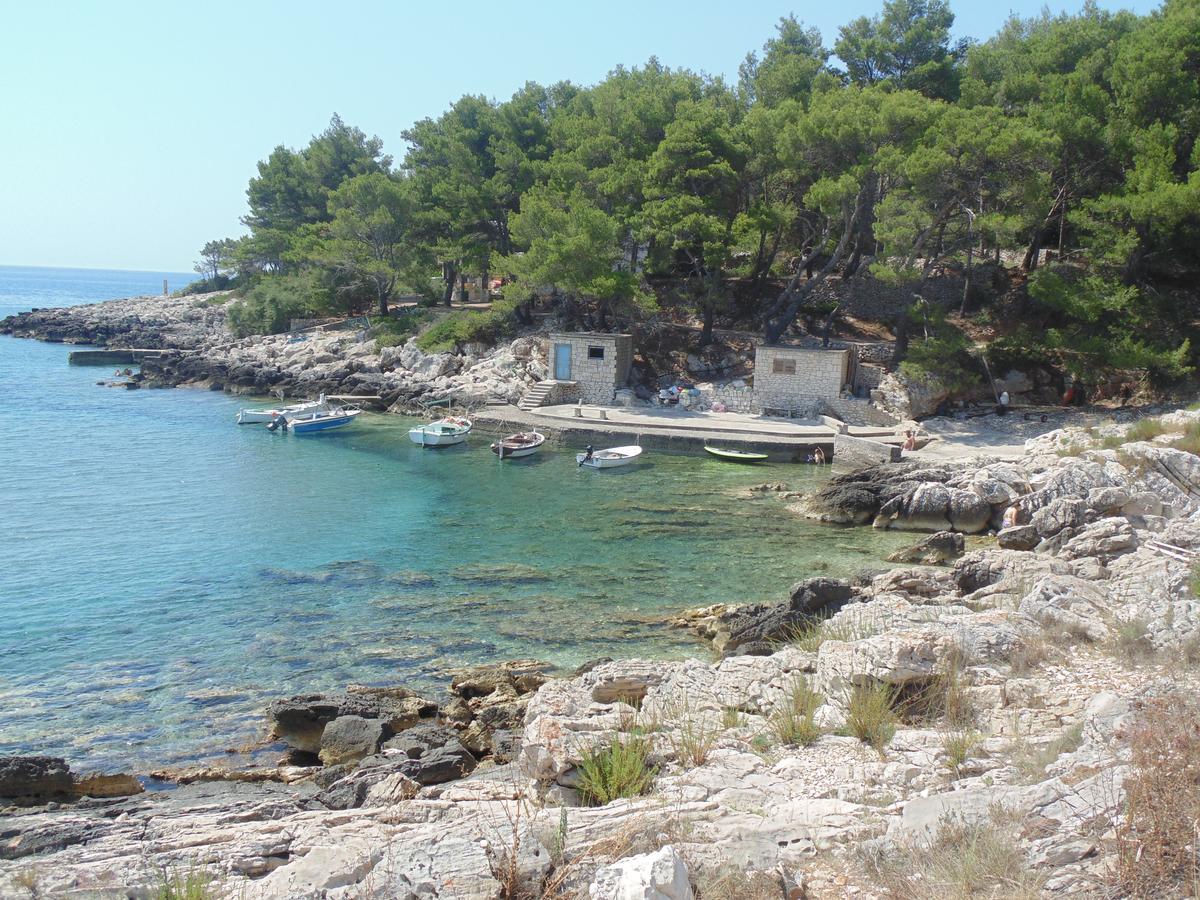 Villa Apartments Mate Cebalo Lumbarda Buitenkant foto